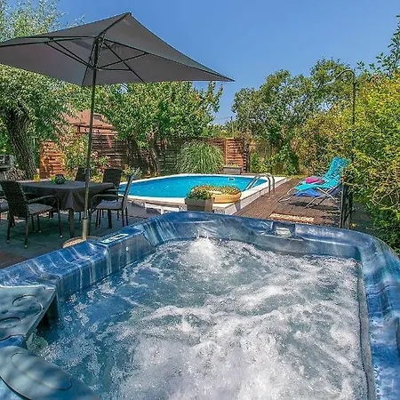 Ferienhaus Casa Pelini Štinjan